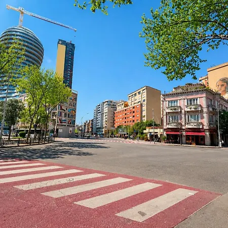 Skanderbeg Square 9